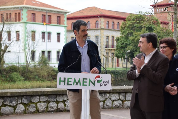  Aitor Esteban, Diputatuen Kongresurako EAJ-PNVren zerrendaburua Bizkaian; Eneko Goia Donostiako alkatetzarako EAJ-PNVren hautagaia