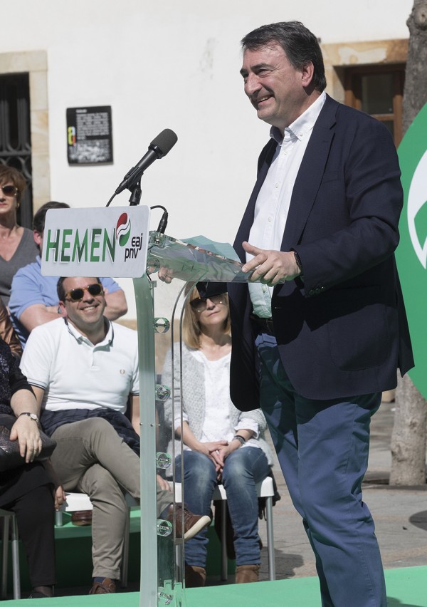 Presentación candidatura municipal de Arrasate
