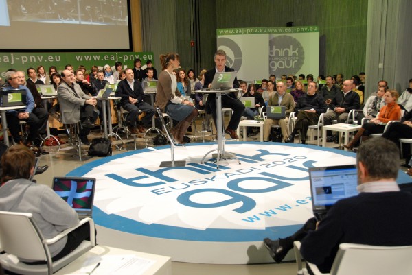 Presentación herramientas de participación de www.eaj-pnv.eu