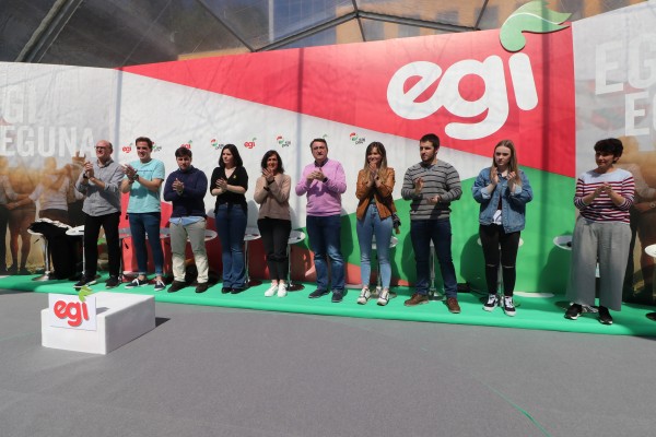 Mitin Tolosa. EGI Eguna. Aitor Esteban, Olatz Peon, Aitana Agirre