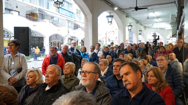 Mitin. Aitor Esteban, Itxaso Atutxa. Benidorm
