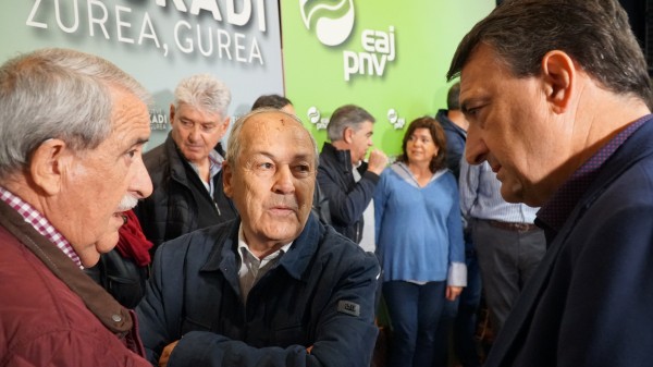 Mitin. Aitor Esteban, Itxaso Atutxa. Benidorm