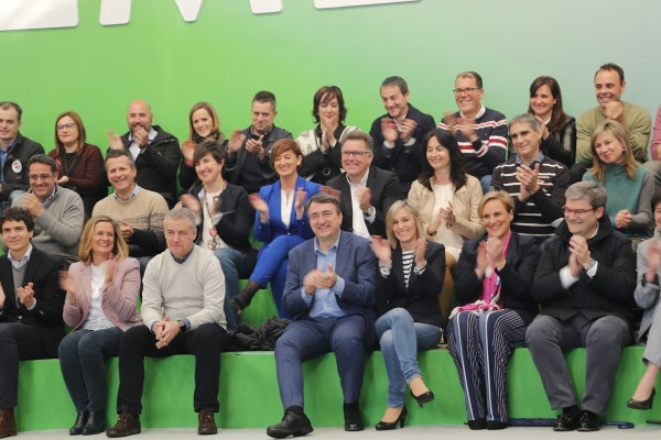 Mitina Barakaldo. Amaia Del Campo, Idoia Sagastizabal, Aitor Esteban, Iñigo Urkullu, Andoni Ortuzar