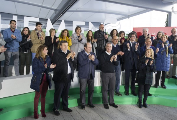 Mitina Gasteiz. Mikel Legarda, Almudena Otaola, Iñigo Urkullu, Andoni Ortuzar