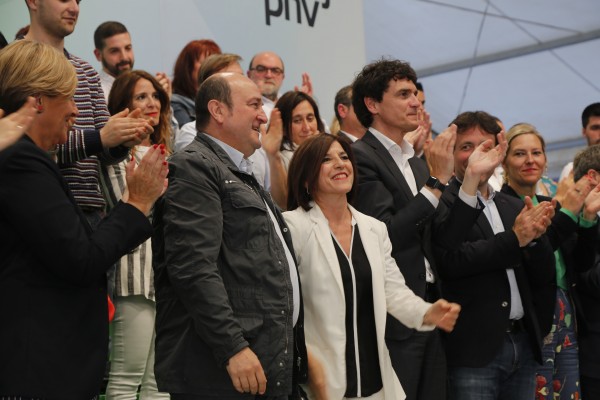 Mitina Basauri. Asier Iragorri, Unai Rementeria, Izaskun Bilbao Barandica, Andoni Ortuzar