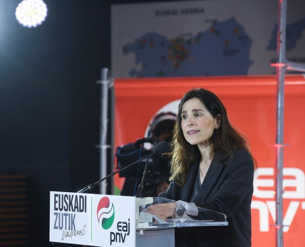 Mitin Azpeitia. Bakartxo Tejeria, Joseba Egibar, Andoni Ortuzar.