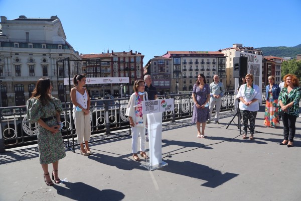 Berdintasunari buruzko ekitaldia. Inmaculada Boneta, Maitane Ipiñazar, Iñigo Urkullu