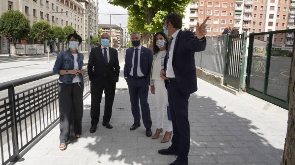 Iñigo Urkullu, Estefanía Beltran de Heredia, Beatriz Artolazabal, Ramiro González eta Gorka Urtaran