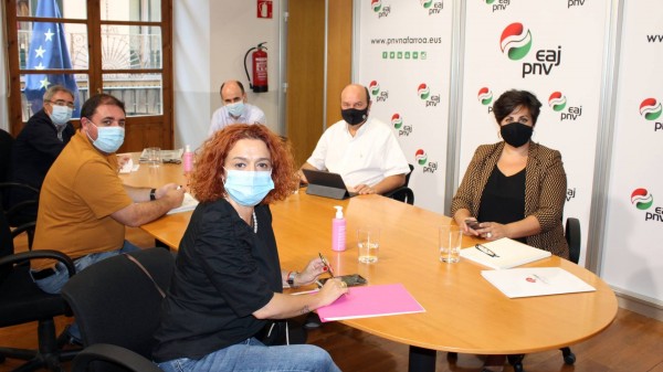 Andoni Ortuzar, Unai Hualde, Joseba Aurrekoetxea, Manu Ayerdi, Maria Solana eta Blanca Regulez