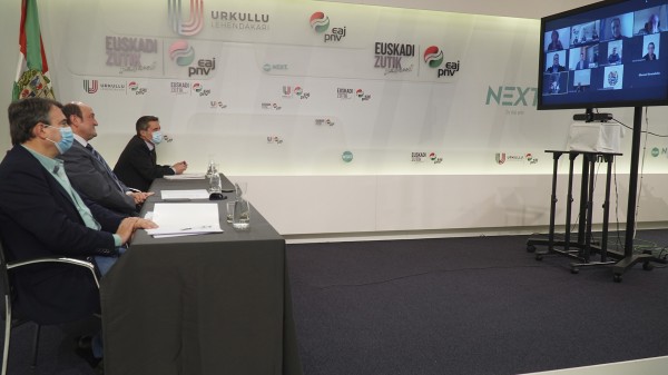 Andoni Ortuzar se reúne con Juan Guaidó