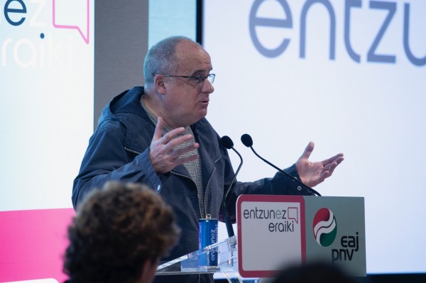 Entzunez Eraiki - Donostia