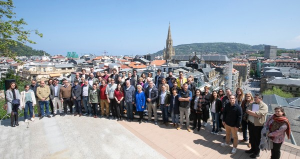 Entzunez Eraiki - Donostia