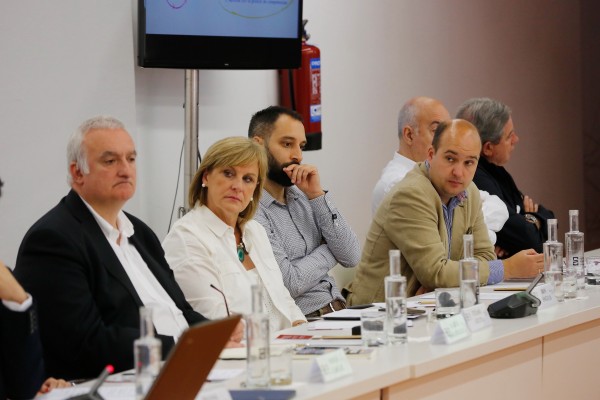 Entzunez Eraiki - Euskal erakunde-sistemaren etorkizuneko erronkak