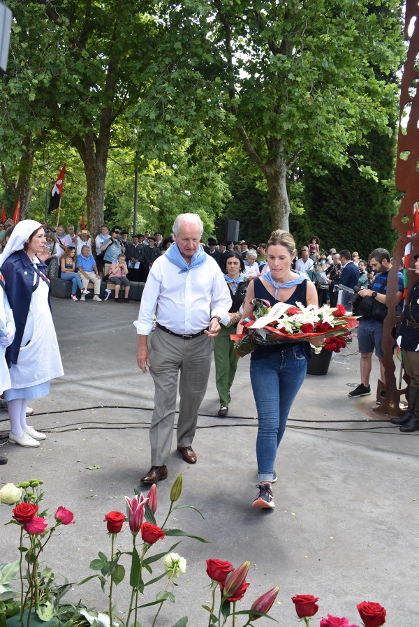 Omenaldia gudariei eta milizianoei Bilboren defentsaren 85. Urteurrena