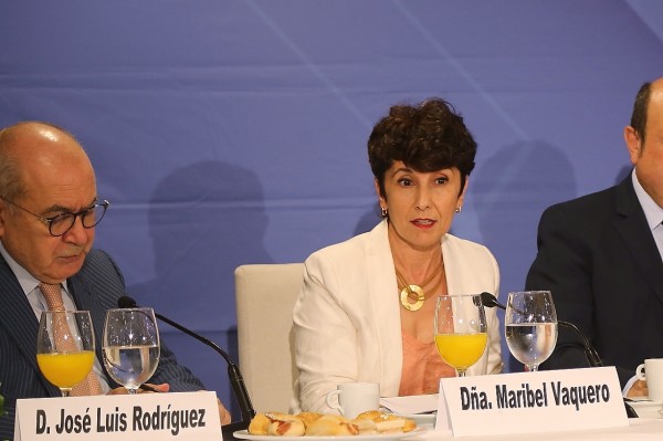 23-J Forum Nueva Economía - Aitor Esteban, Maribel Vaquero, Mikel Legarda