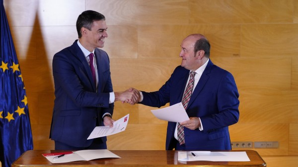 EAJ-PNV/PSOE inbestidura akordioa - Andoni Ortuzar Pedro Sanchez