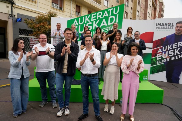 21-A Mitin Vitoria Gasteiz - Imanol Pradales, Joseba Diez Antxustegi, Nerea Melgosa