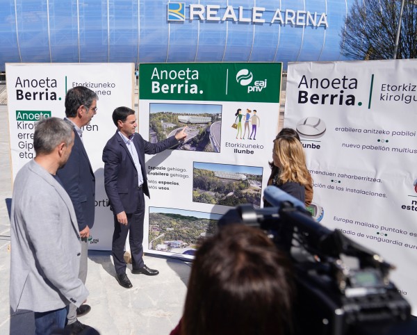 A-21 Kirol-instalazioei buruzko ekitaldi sektoriala Imanol Pradales, Bakartxo Tejeria