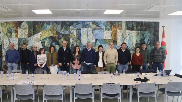 Oihane Agirregoitia alturako flotarekin - Ondarroa