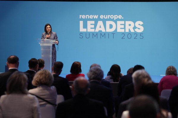 Oihane Agirregoitia Renew Europeko liderren goi-bileran Bruselan