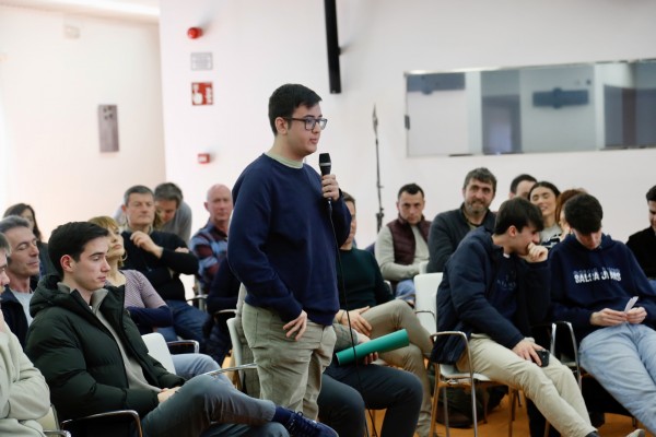 2026 02 21 Etxebizitzaren erronkari erantzuna emanez