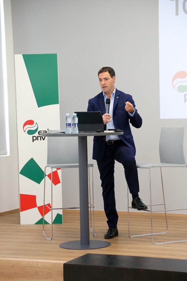 EAJ-PNVren Eusko Legebiltzarreko talde parlamentarioaren lan jardunaldia