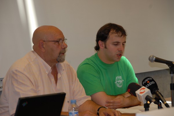 Jose Moreno, el Pocero de Fuenlabrada eta Imanol Urrutxua