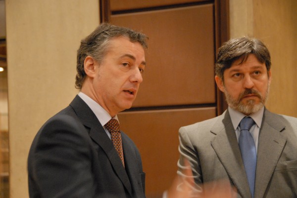 Iñigo Urkullu y Paulo C. de Oliveira