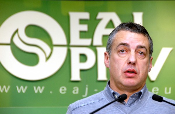 Kargu publikoekin bilera Sabin Etxean