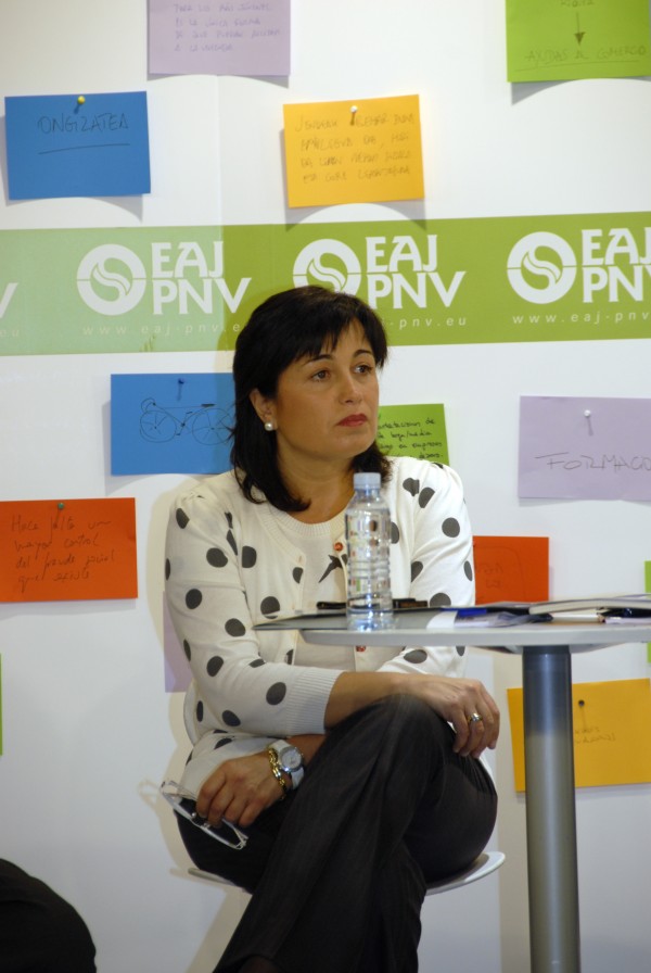 Reunión candidatos y alcaldes de Bizkaia