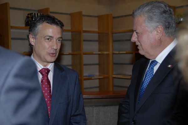 Mexikoko embaxadorearen bisita