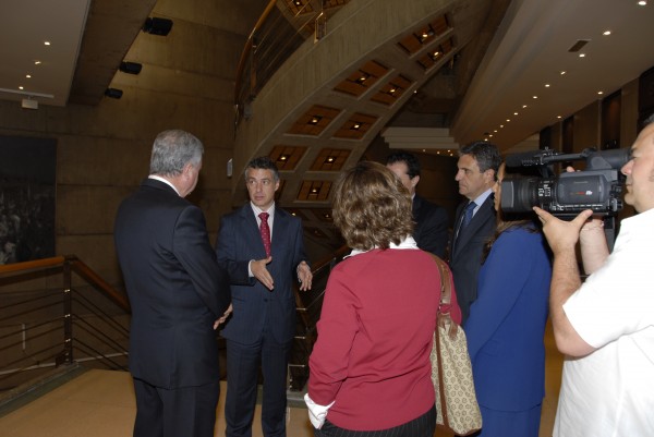 Visita embajador de Mexico