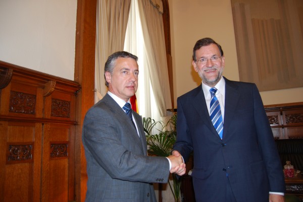 Iñigo Urkullu eta Mariano Rajoyren arteko bilera