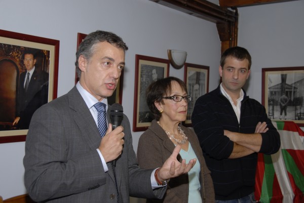 Donibane Lohitzuneko batzokiaren inaugurazioa