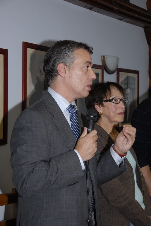 Donibane Lohitzuneko batzokiaren inaugurazioa