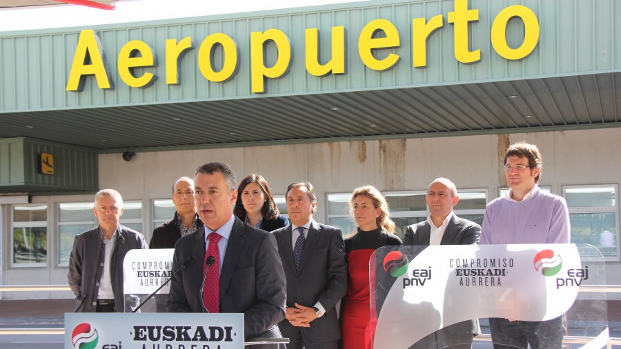 Iñigo Urkullu Forondako Aireportuan