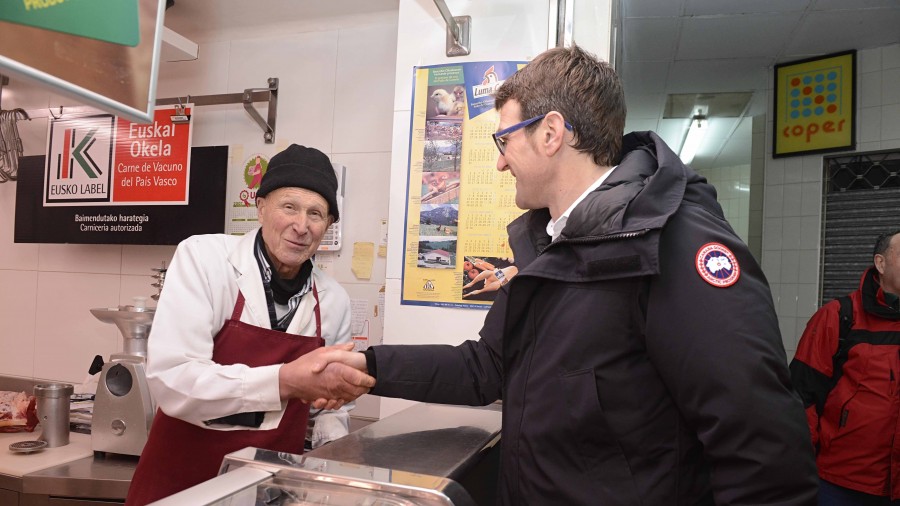 Gorka Urtaran Adurza auzoan