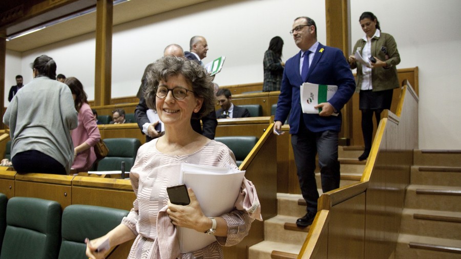 Ana Oregi deja el Parlamento Vasco para ocupar el cargo de concejala en el Ayuntamiento de Vitoria-Gasteiz Ana Oregi deja el Parlamento Vasco para ocupar el cargo de concejala en el Ayuntamiento de Vitoria-Gasteiz