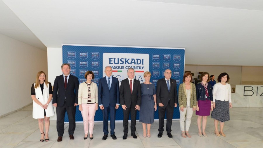 Urkullu Lehendakariak Euskadi Basque Country Egunaren lehen edizioa inauguratu du Urkullu Lehendakariak Euskadi Basque Country Egunaren lehen edizioa inauguratu du
