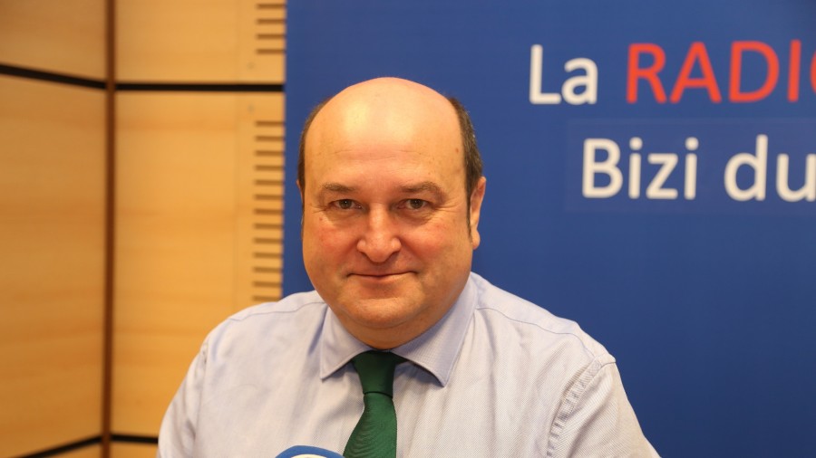 Ortuzar: “EAJ-PNV eta Geroa Bairen asmoa da Nafarroan finkatzea elkarbizitzan eta askatasunetan urratsak ematen jarraituko duen Gobernu aurrerakoia” Ortuzar: “EAJ-PNV eta Geroa Bairen asmoa da Nafarroan finkatzea elkarbizitzan eta askatasunetan urratsak ematen jarraituko duen Gobernu aurrerakoia”