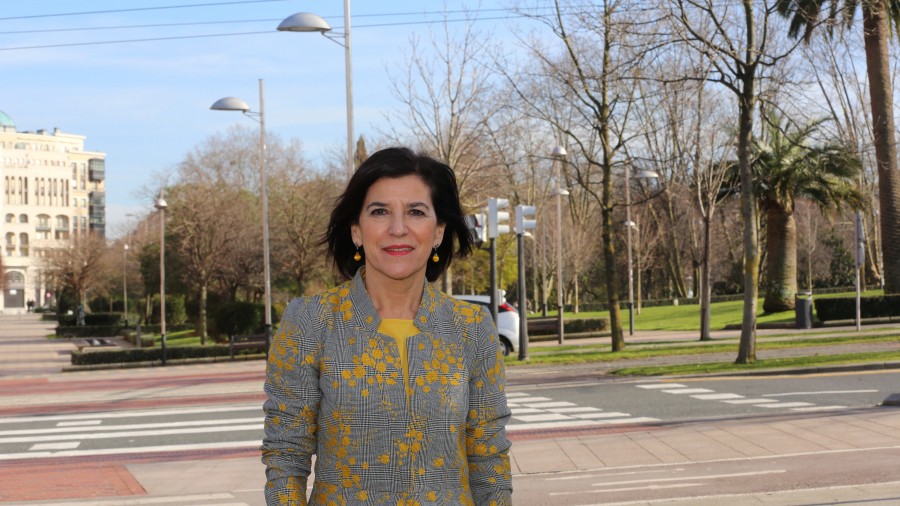 Izaskun Bilbao apuesta por la digitalización y descarbonización para garantizar el futuro del transporte por carretera Izaskun Bilbao apuesta por la digitalización y descarbonización para garantizar el futuro del transporte por carretera