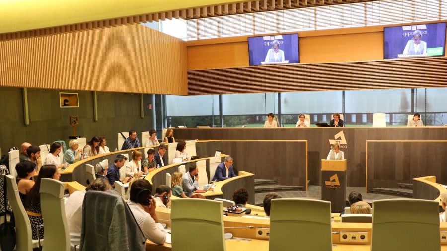La Unión Europea debe diseñar con urgencia un modelo de gestión de garantice los derechos de personas migrantes y refugiados La Unión Europea debe diseñar con urgencia un modelo de gestión de garantice los derechos de personas migrantes y refugiados