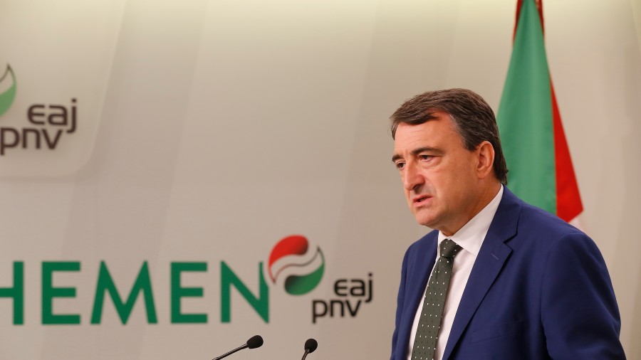 EAJ-PNV celebra que su “insistencia” ha desbloqueado “por fin” la cesión de los terrenos de la central de Lemoiz a las instituciones vascas EAJ-PNV celebra que su “insistencia” ha desbloqueado “por fin” la cesión de los terrenos de la central de Lemoiz a las instituciones vascas