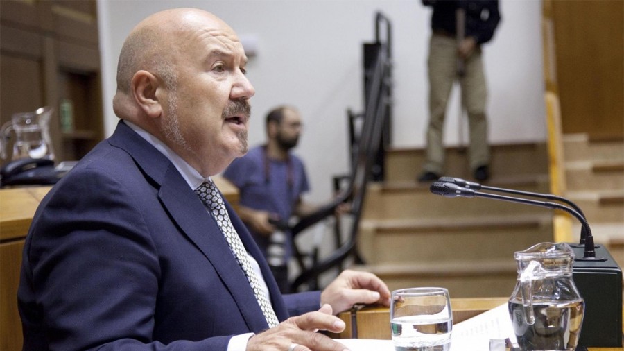 Iñigo Iturrate: “Memoria Historikoa zorrotz, adostasunez eta egindako bidea aitortuz eraikiko da, handikeria eta protagonismorik gabe” Iñigo Iturrate: “Memoria Historikoa zorrotz, adostasunez eta egindako bidea aitortuz eraikiko da, handikeria eta protagonismorik gabe”