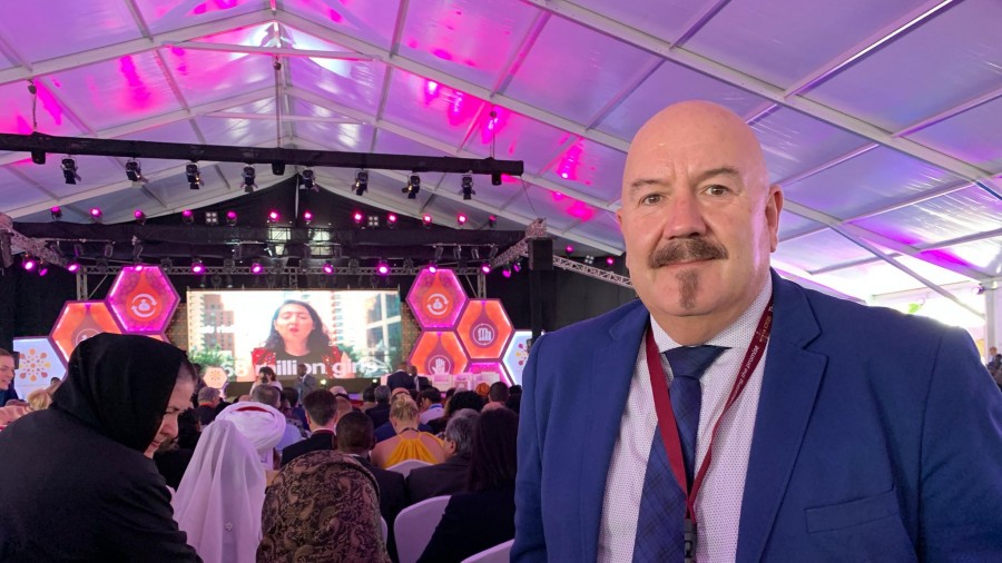 Iñigo Iturrate asiste en Nairobi, junto a líderes mundiales, a la Cumbre Internacional sobre Población y Desarrollo Iñigo Iturrate asiste en Nairobi, junto a líderes mundiales, a la Cumbre Internacional sobre Población y Desarrollo