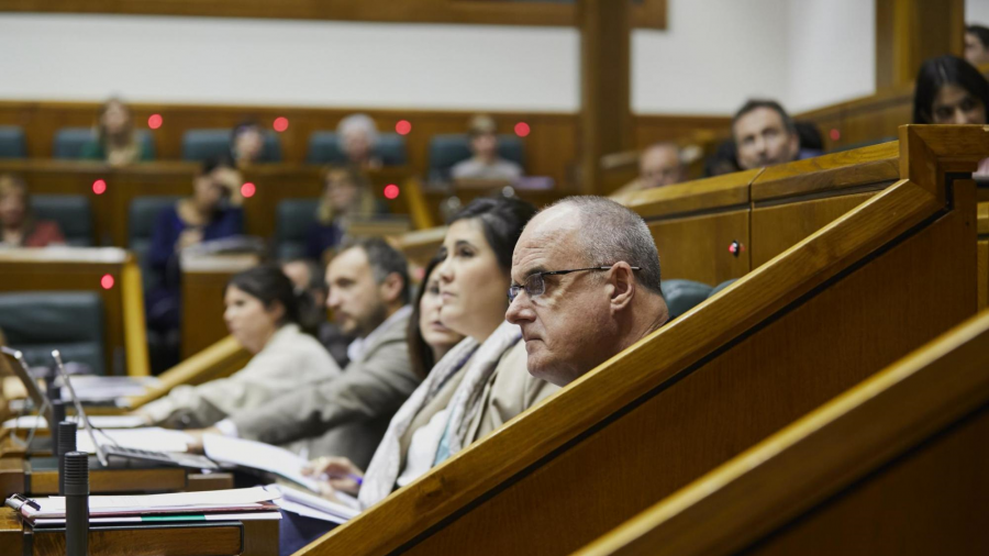 EAJ-PNV defiende una relación bilateral y no subordinada con el Estado que garantice los derechos de este pueblo EAJ-PNV defiende una relación bilateral y no subordinada con el Estado que garantice los derechos de este pueblo