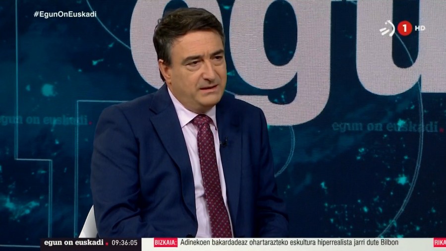 Aitor Esteban advierte de que retrasar la investidura a después de Navidades puede complicarla: “Cuanto antes, mejor” Aitor Esteban advierte de que retrasar la investidura a después de Navidades puede complicarla: “Cuanto antes, mejor”