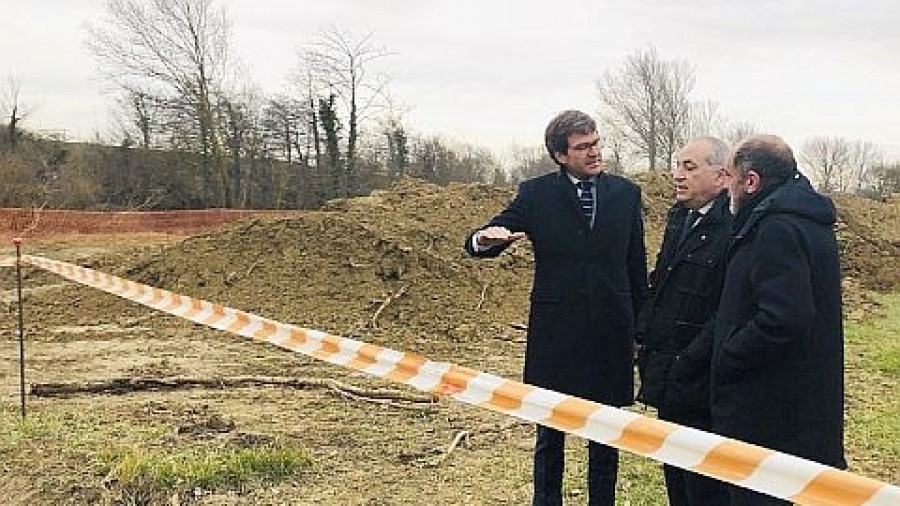 URAk Zadorra ibaia babestuko du ur handiko ibilgu batekin eta lubeta batekin, Abetxuko eta Gamarra artean uholdeak saihesteko URAk Zadorra ibaia babestuko du ur handiko ibilgu batekin eta lubeta batekin, Abetxuko eta Gamarra artean uholdeak saihesteko