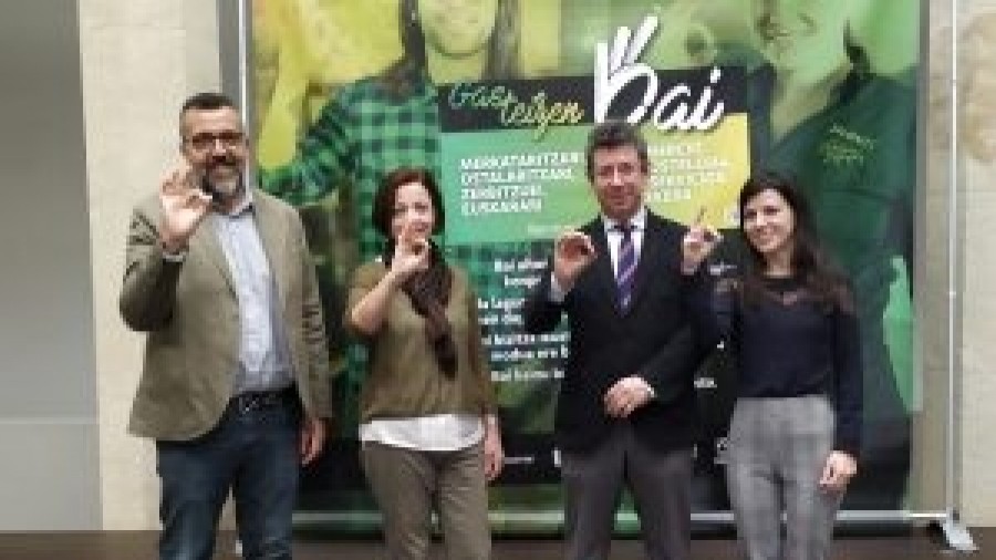 La campaña ‘Gasteizen bai’ impulsará el uso del euskera en el comercio y la hostelería hasta mayo La campaña ‘Gasteizen bai’ impulsará el uso del euskera en el comercio y la hostelería hasta mayo
