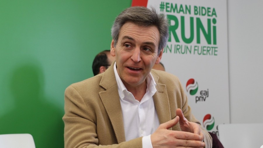 Santanok eta PSEk EAJ-PNVrekiko akordioa alde bakarretik hautsi dute udal aurrekontuak EH Bildurekin eta Elkarrekin-Podemosekin adostuz Santanok eta PSEk EAJ-PNVrekiko akordioa alde bakarretik hautsi dute udal aurrekontuak EH Bildurekin eta Elkarrekin-Podemosekin adostuz